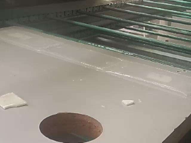 单轴机喷手机玻璃视频
